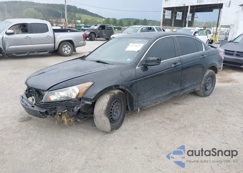 2010 Honda Accord 2.4 Lx z USA, uszkodzony, nr VIN 1HGCP2F34AA153354